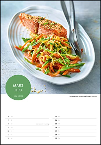 Der Superfood-Rezeptkalender 2023 - Bild-Kalender 23,7x34 cm - Küchen-Kalender - gesunde Ernährung - mit 26 Rezepten - Wand-Kalender: by Dr. Anne Fleck - 12